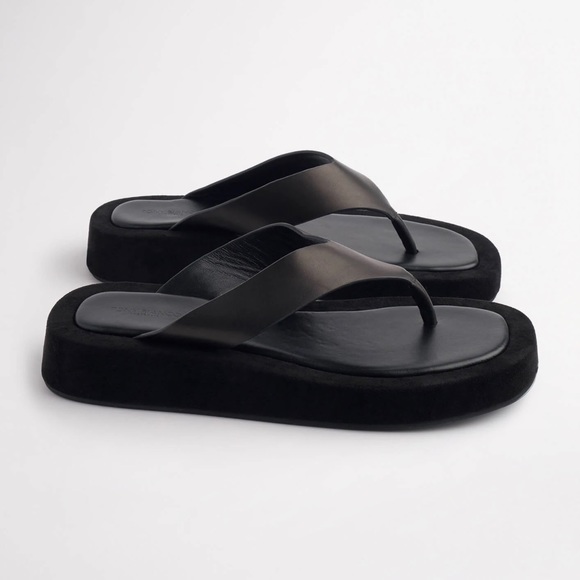 Tony Bianco Shoes - Tony Bianca Ives Sandal in Black